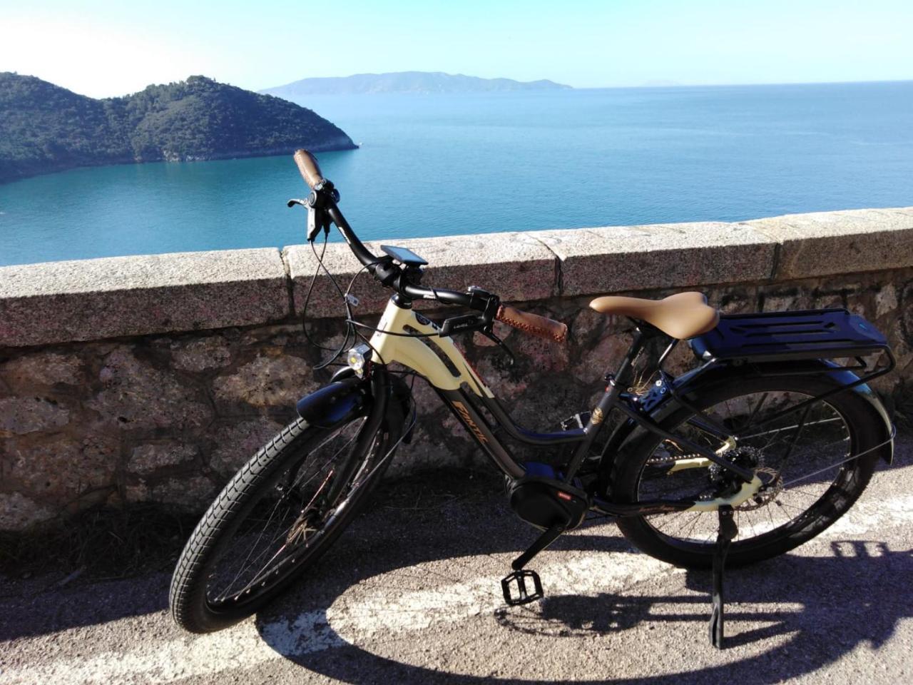 Bike&Boat Argentario Hotel Porto Santo Stefano  Εξωτερικό φωτογραφία